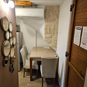 Apartment Reval Luxury Stone House Apartments****, Split